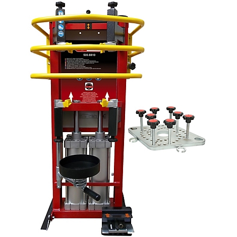 Rote und gelbe Karosserie, mit Werkzeug und Hebevorrichtung. Zusätzlich eine Platte mit Knöpfen.